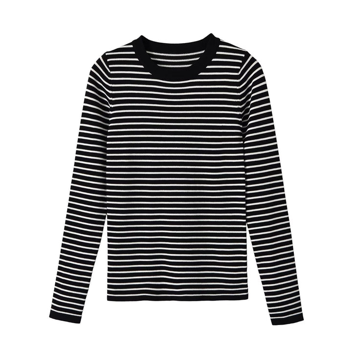 Women's fine knit striped shirt with slim silhouette and round neckline Mune Fashion