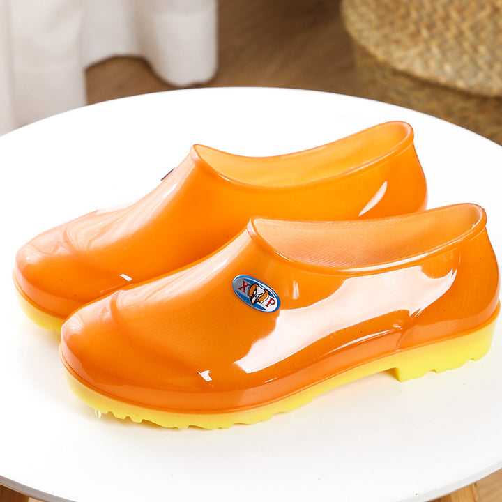 Women's Shiny Short Shaft Rubber Slip-On for Kitchen and Garden with Non-Slip Profile Sole Mune Fashion