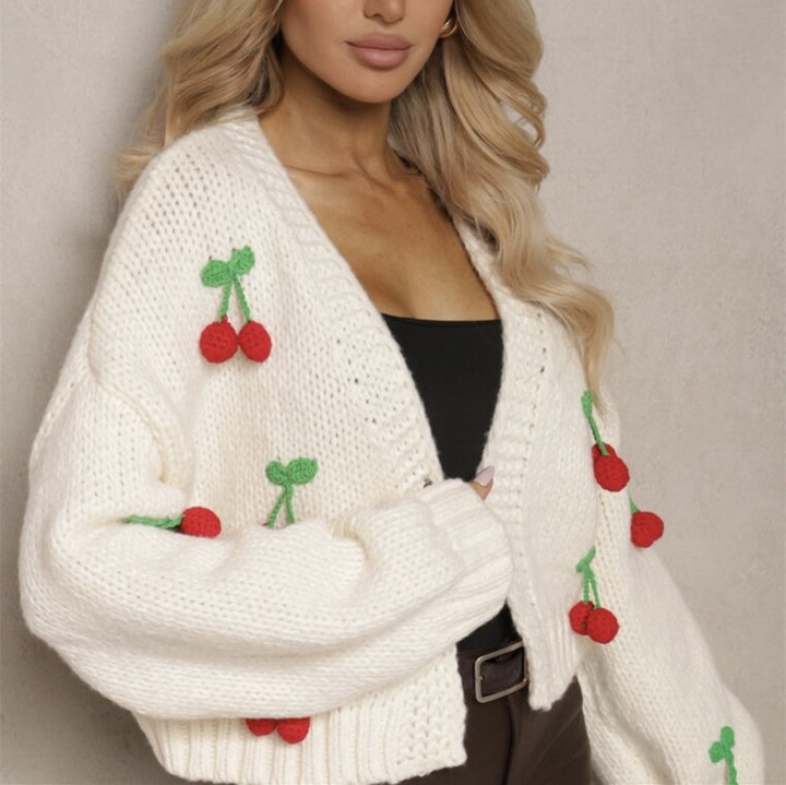 Women's short cardigan made of chunky knit with crocheted cherry appliqués and V-neck Mune Fashion