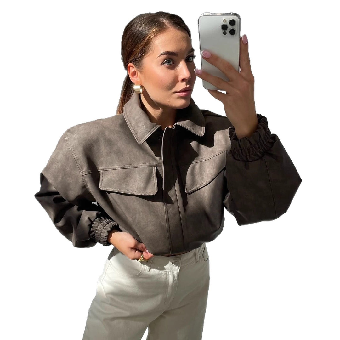 Women short cut faux leather jacket with patch chest pockets Mune Fashion