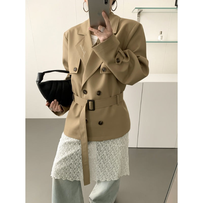 Women's short trench coat with figure-flattering tie belt and voluminous balloon sleeves Mune Fashion