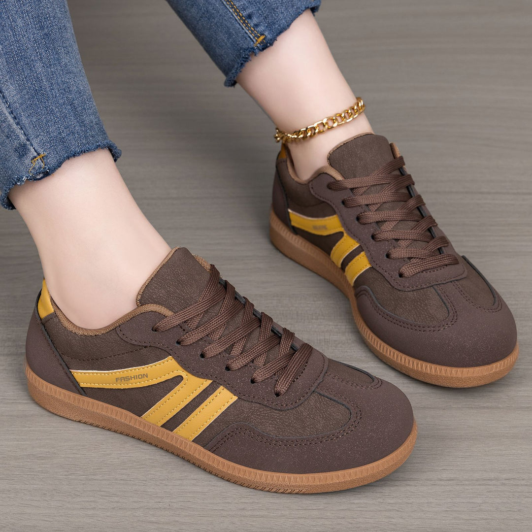 Women's retro-inspired low-top sneakers with suede and synthetic trims Mune Fashion