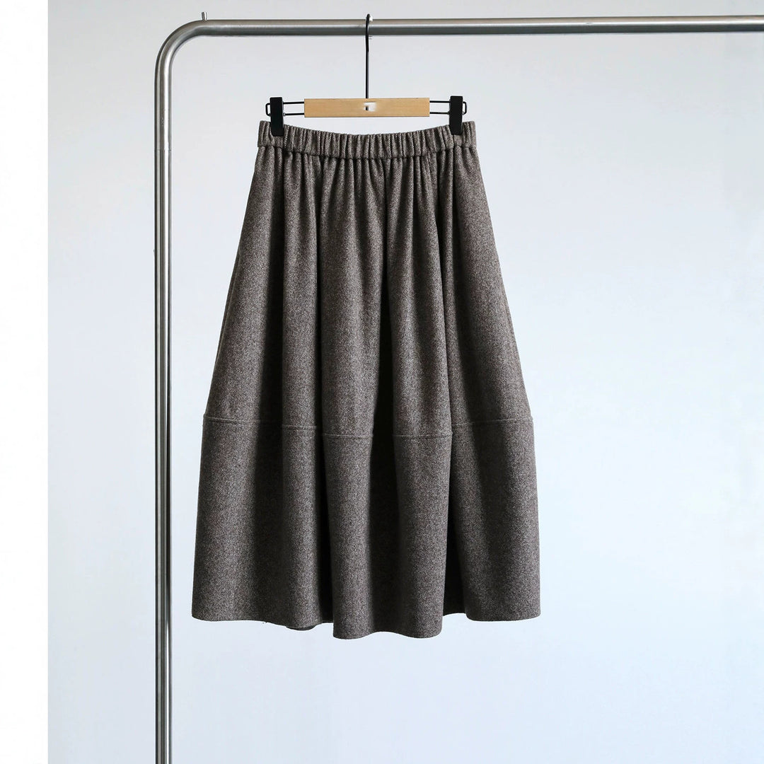 Women Elegant, swinging midi skirt made of wool blend Mune Fashion