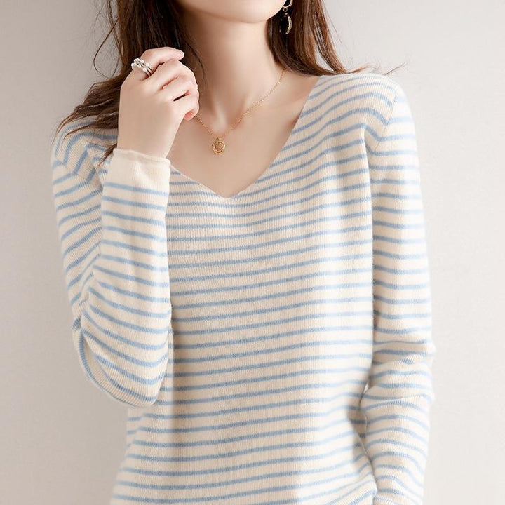 Women's delicate striped V-neck pullover made of fine rib knit with a soft drape