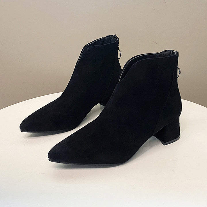 Women’s pointed ankle boots with back zipper ring and comfort block heel Mune Fashion