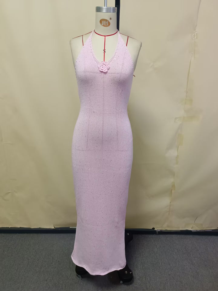 Women form-fitting maxi dress with sophisticated back cutout Mune Fashion