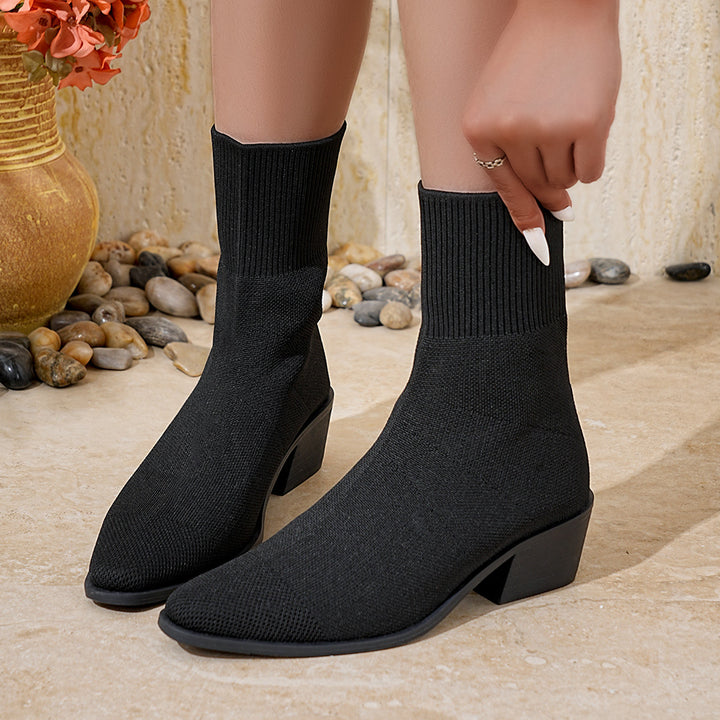 Women’s knitted ankle boots with sock-like shaft and mid-high block heel Mune Fashion