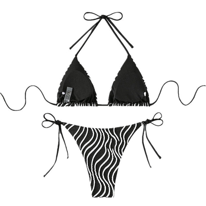Women's triangle bikini with exciting stripe pattern and adjustable straps Mune Fashion