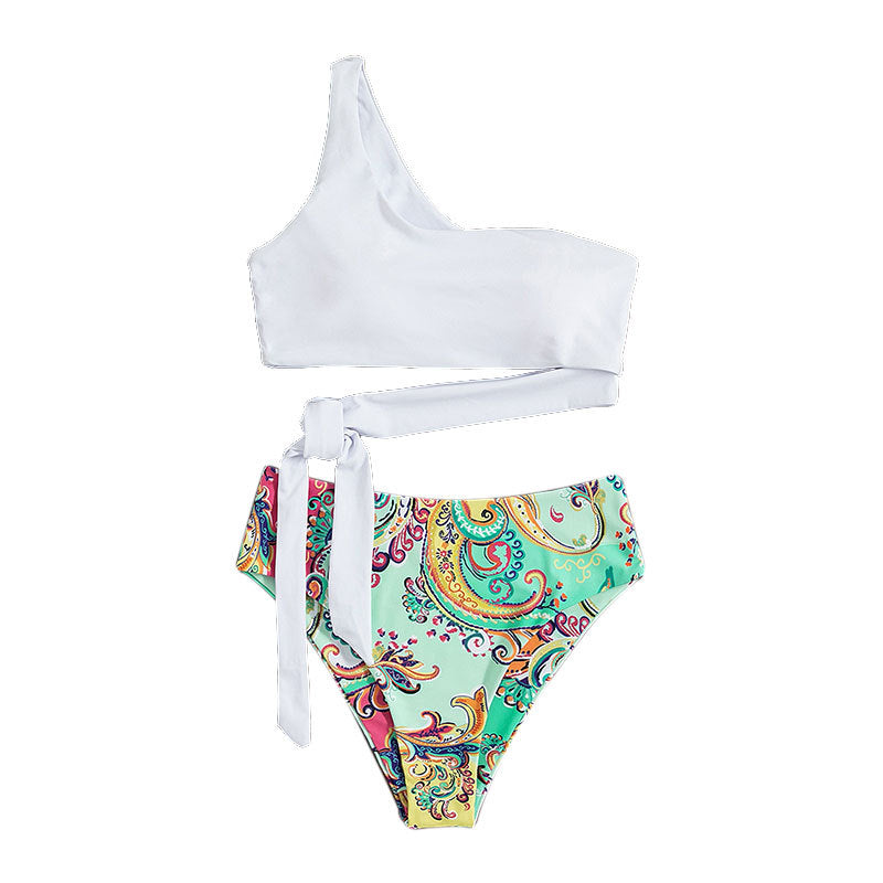Women's triangle bikini with asymmetric top and elegant wrap band Mune Fashion