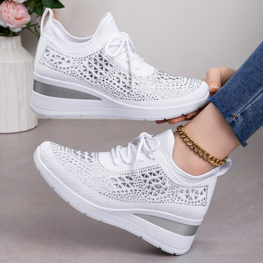 Women's sporty sneakers with rhinestone appliqués and breathable upper material Mune Fashion