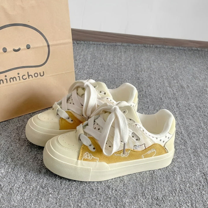 Women's sporty sneakers with cute animal appliqués and soft sole Mune Fashion