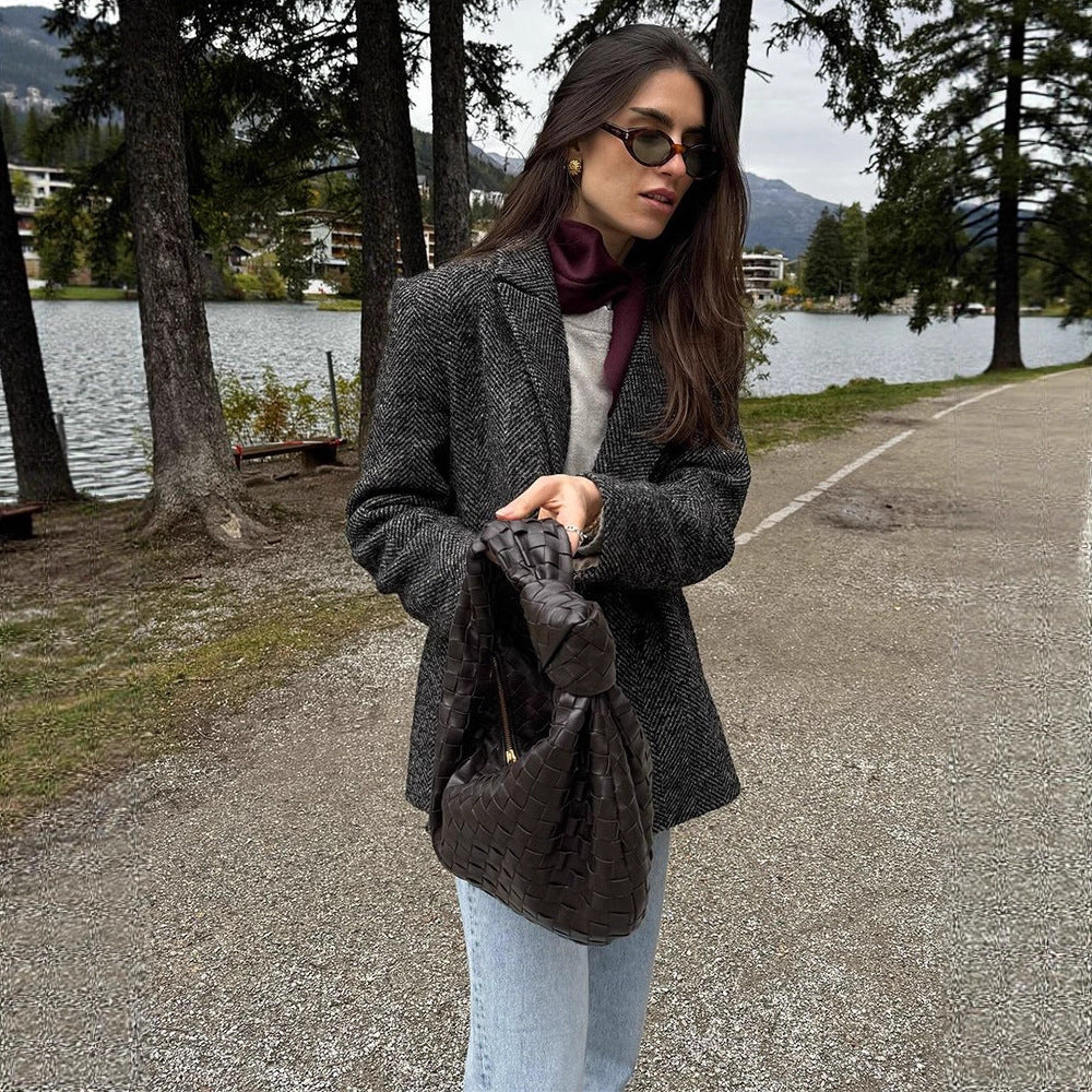 Women's Short Tailored Double-Breasted Blazer made of Boucle Tweed Mune Fashion