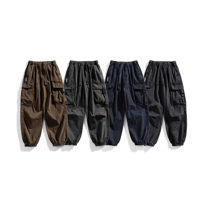 Men's utility cargo jogger with elastic waistband, multiple pockets and drawstring