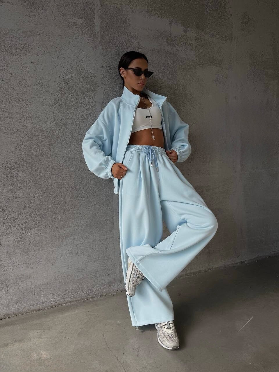 Women's oversized sweat set with zip-up jacket and wide joggers Mune Fashion