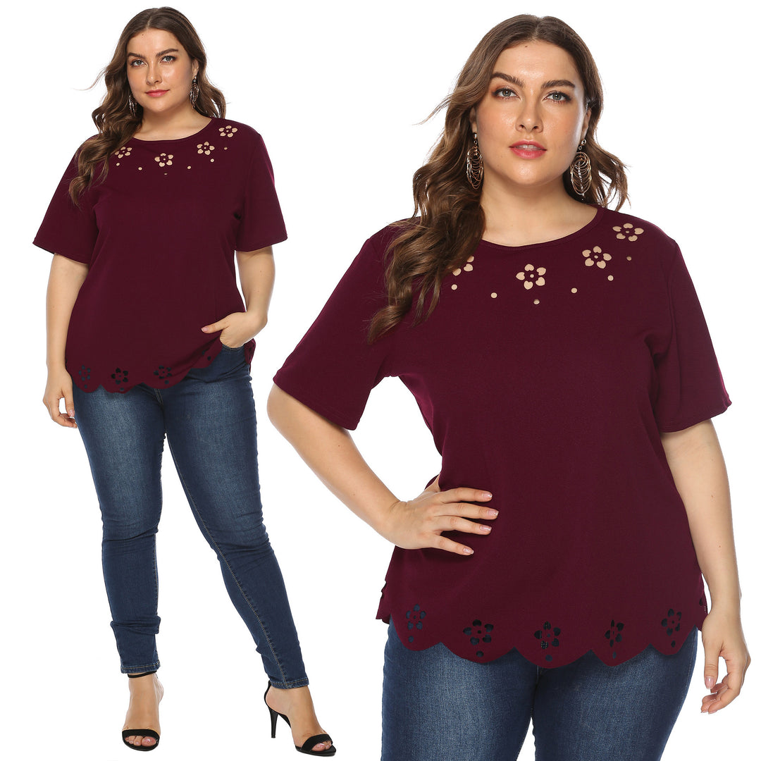 Women elegant top with decorative floral embroidery Mune Fashion