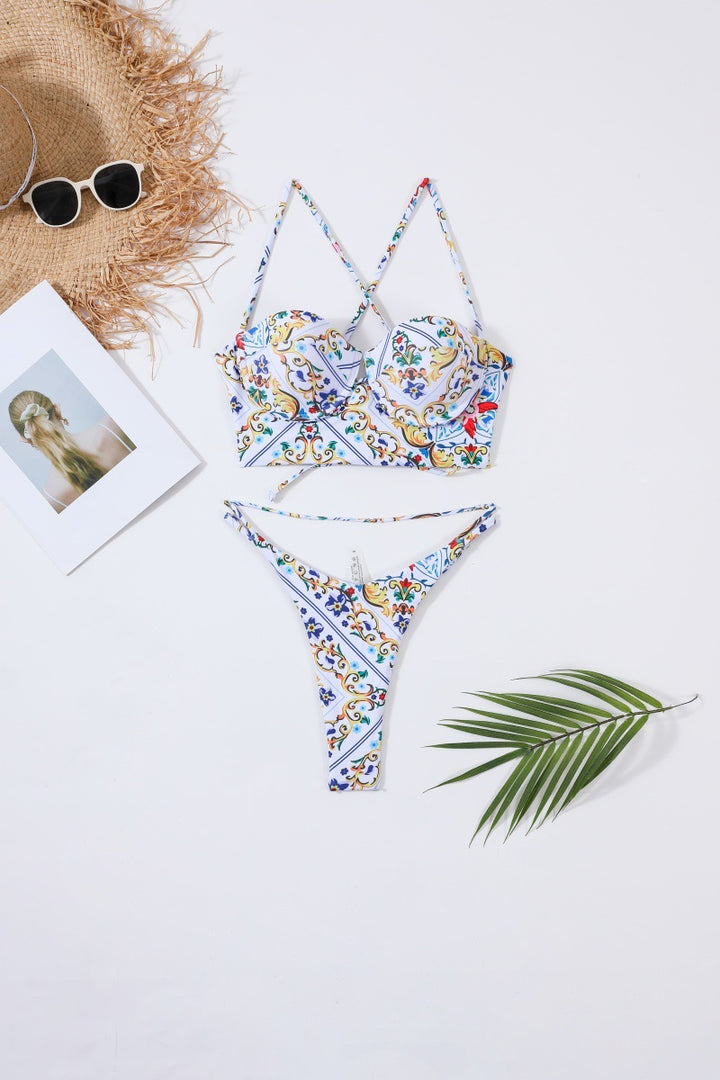 Women's underwire bikini set with floral accents Mune Fashion