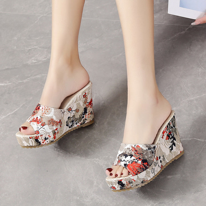 Women’s wedge-heeled slide sandal with floral jacquard fabric and platform Mune Fashion