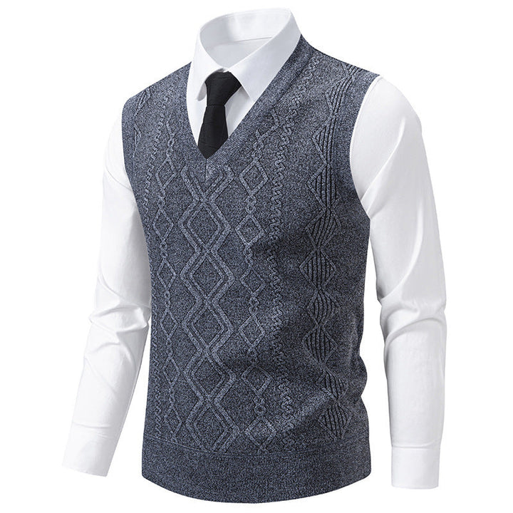 Men's Knit Sweater with V-Neck and Textured Cable Pattern Mune