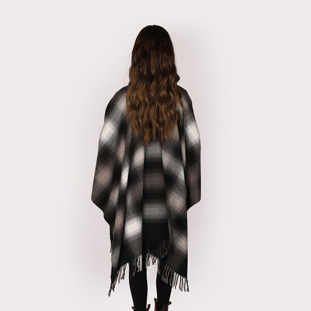 Women's wool blend cape in dégradé check with open front and fringes Mune Fashion