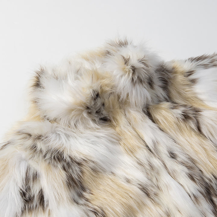 Women's short faux fur jacket in patchwork look with high stand-up collar Mune Fashion