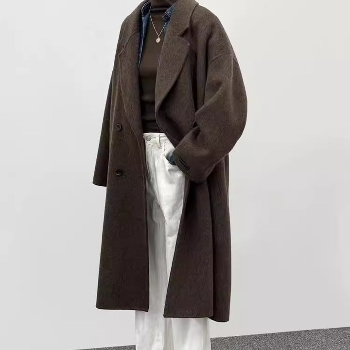 Women's Oversized Wool Coat with Wide Lapels and Relaxed Silhouette Mune Fashion