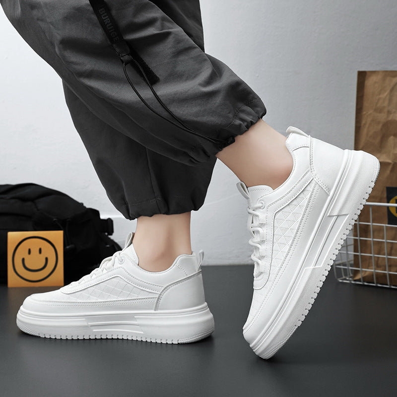 Ladies sporty sneakers with textured upper material and cushioned sole Mune Fashion