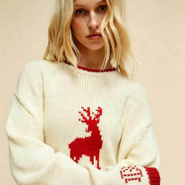 Women's Oversize Knit Sweater with Deer Intarsia, Round Neckline and Norwegian Cuffs Mune Fashion