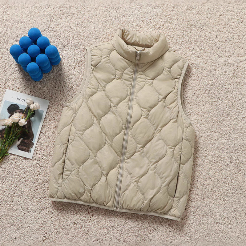 Women's ultralight quilted vest in drop stitch design with high stand-up collar Mune Fashion