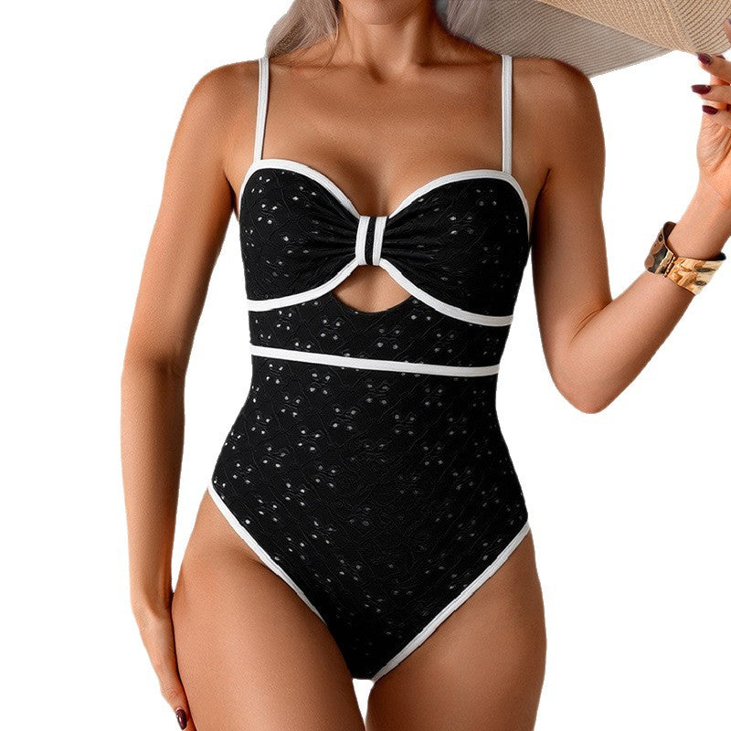 Women's Elegant One-Piece Swimsuit with Trendy Knot Design Mune Fashion