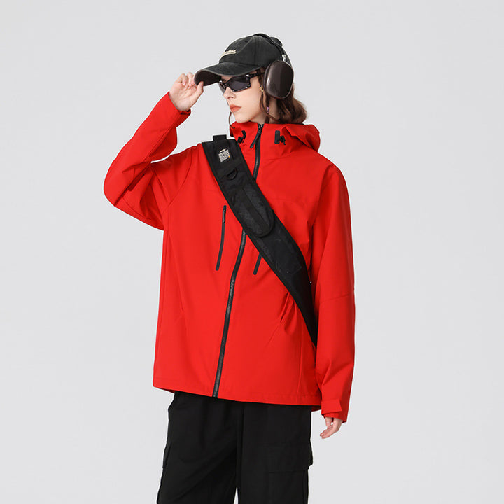 Damen Technische wasserfeste Softshell‑Regenjacke mit Kapuze, versiegelten Nähten und vertikalen Reißverschlusstaschen Mune Fashion
