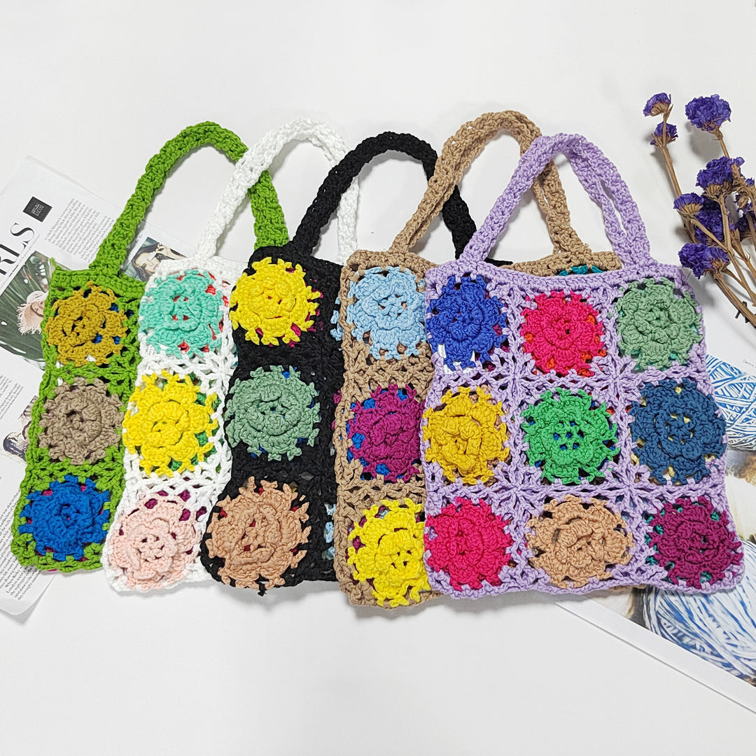 Women crocheted handbag with colorful flower pattern Mune Fashion