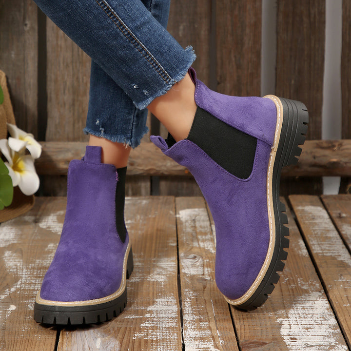 Ladies nan Chelsea boots with profiled tractor sole and elastic side panels Mune Fashion