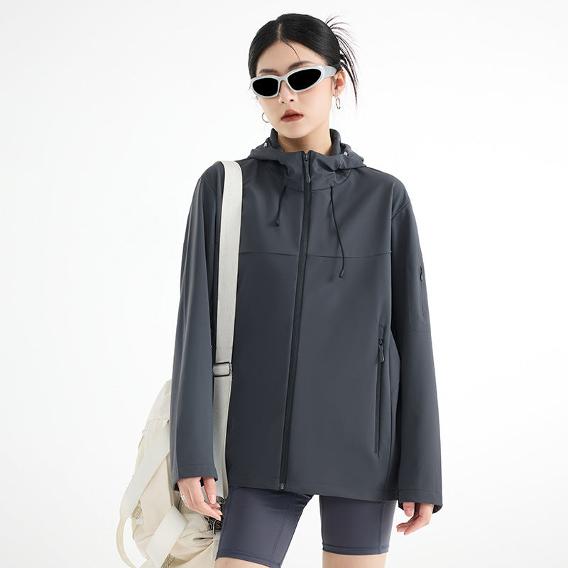 Women's Breathable Softshell Rain Jacket with Hood, Windproof and Minimalist Tech Look Mune Fashion