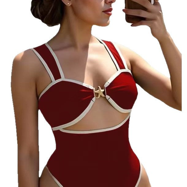 Women’s one-piece swimsuit with elegant cut and adjustable straps Mune Fashion