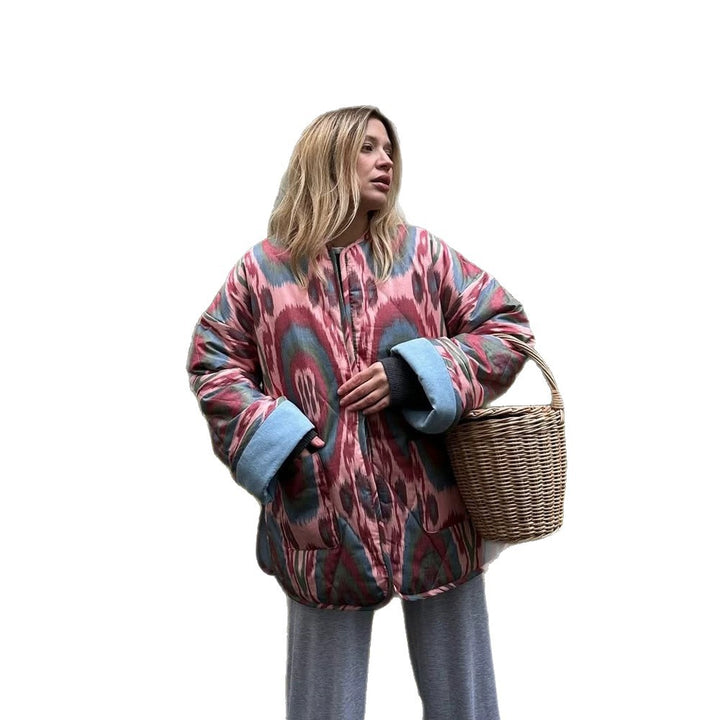 Women's quilted kimono jacket with ikat print, oversized cut and contrasting cuffs Mune Fashion