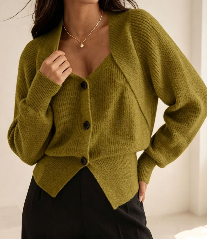 Women's oversized fine knit cardigan with V-neck and button placket Mune Fashion
