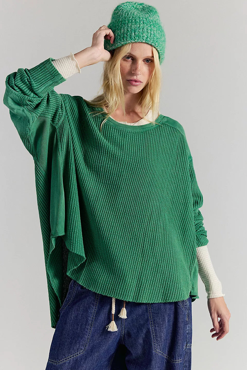 Women’s Oversized Waffle Knit Sweater with Loose Fit and Deep Raglan Sleeve Fashion