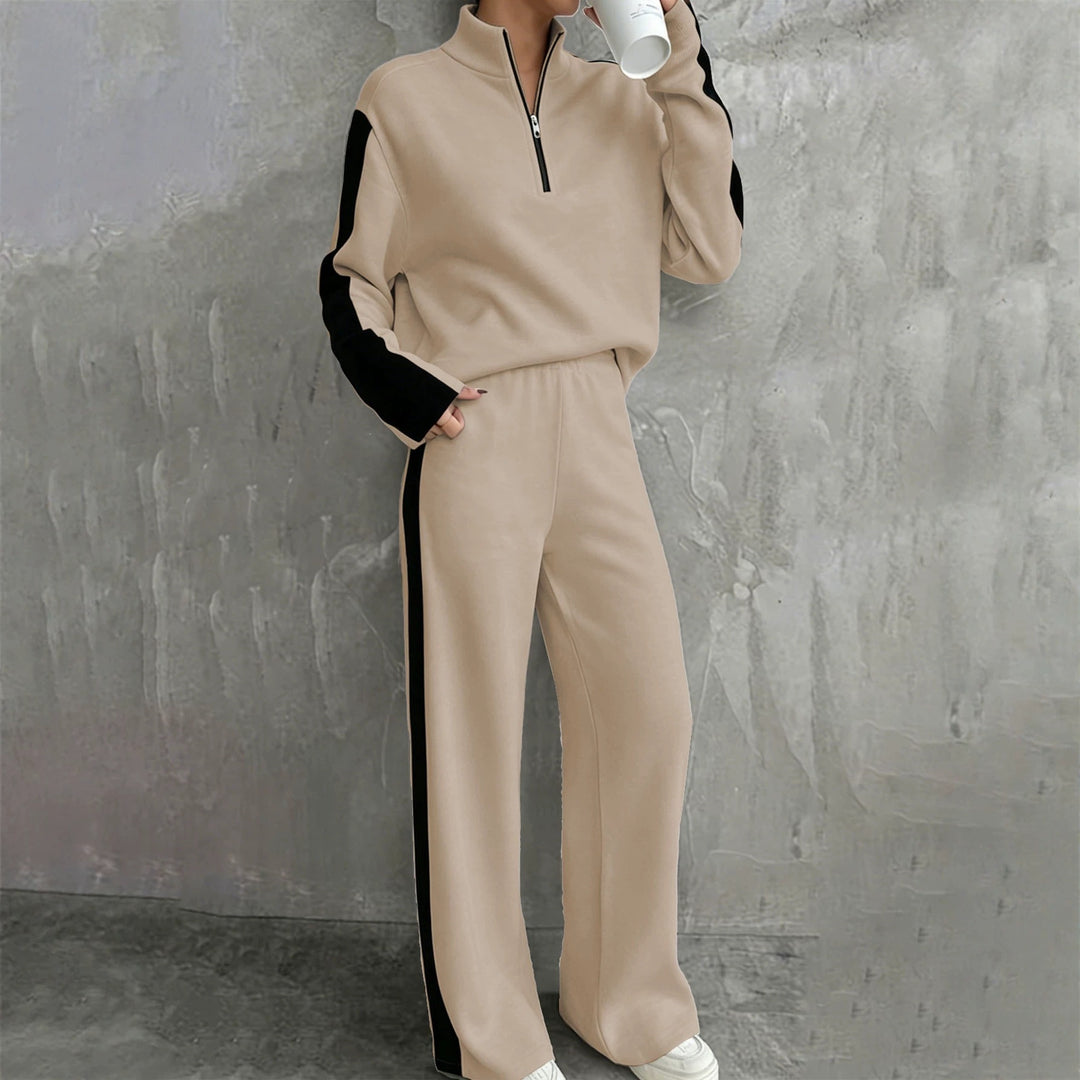 Women's casual tracksuit set with half zip, elastic waistband and side contrast stripes Mune Fashion