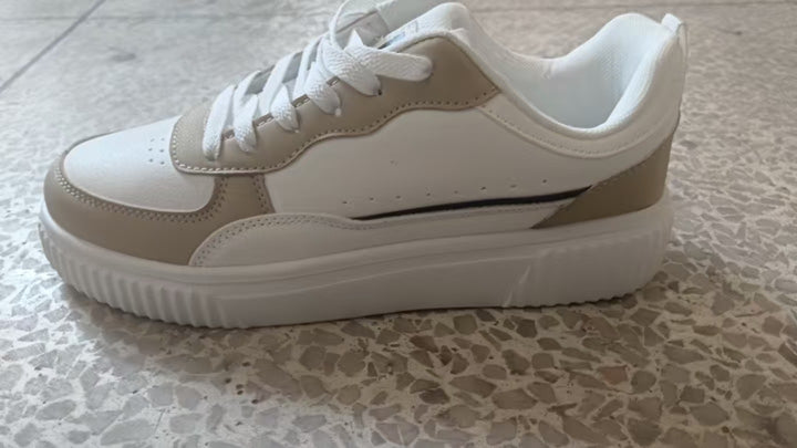 Women nan platform sneaker with particularly thick outsole and padded comfort footbed Mune Fashion