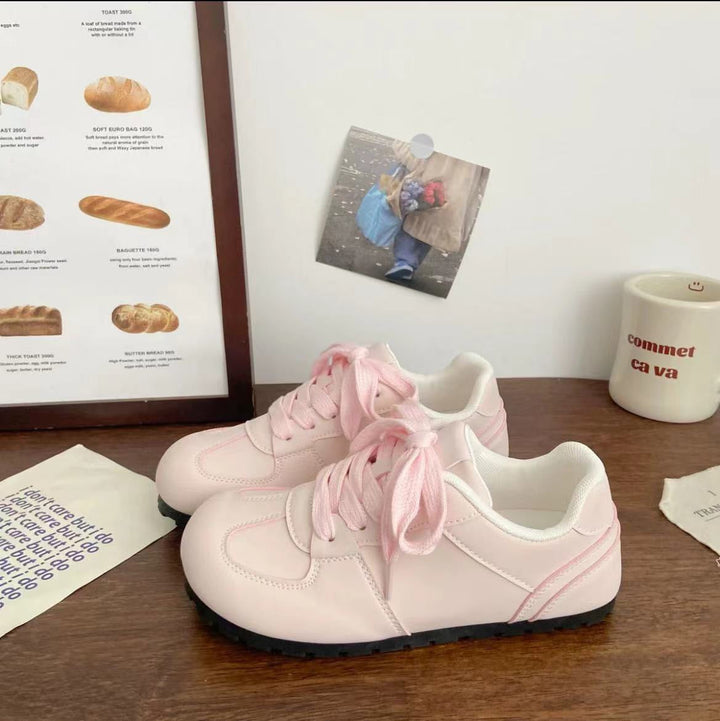 Women's Comfortable Casual Sneakers with Breathable Surface Structure and Non-Slip Sole Mune Fashion