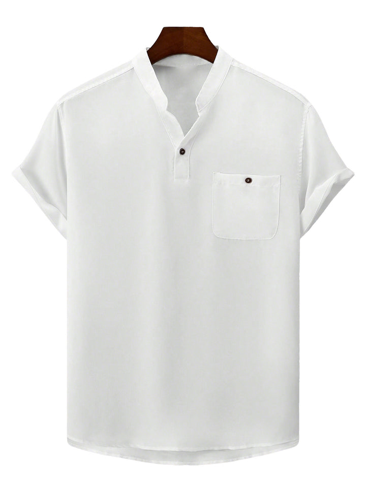 Men's casual Mandarin-style short-sleeve shirt with half-button placket, patch chest pocket, and rounded hem Mune Fashion