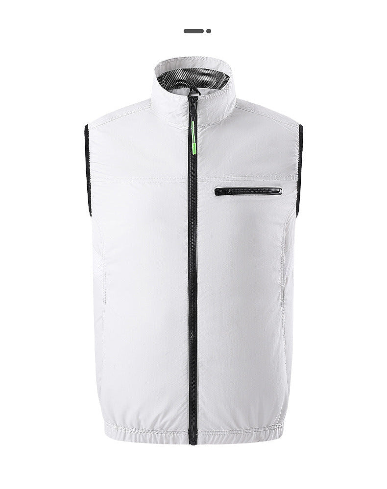 Men's lightweight short sleeve vest with stand-up collar, water-repellent nylon blend and zippered pockets Mune Fashion