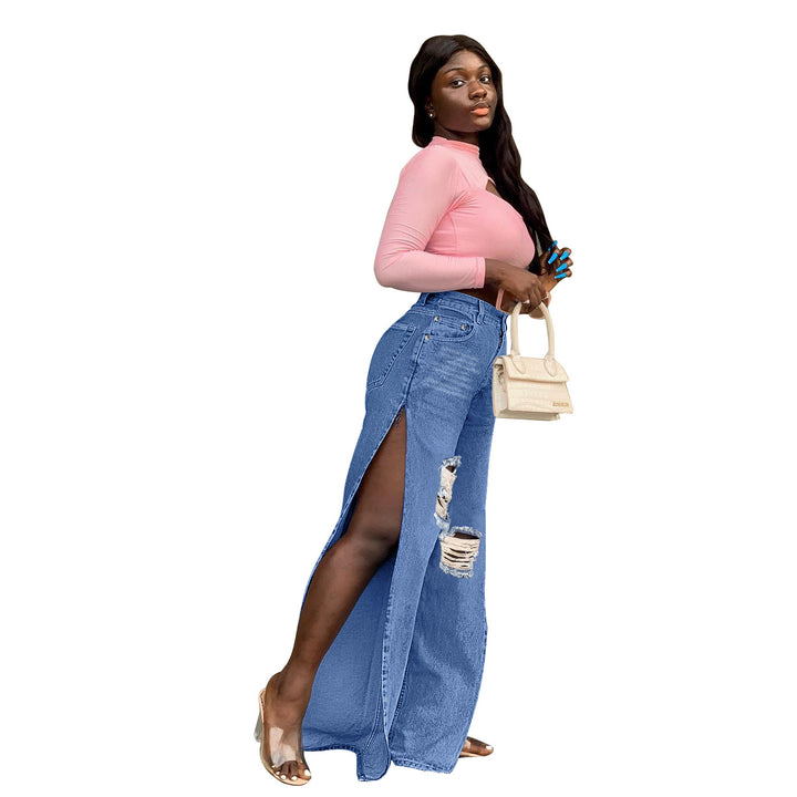 Ladies tapered denim jeans with high side slits and destroyed knee area Mune Fashion