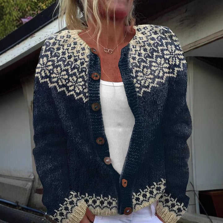 Women's patterned cardigan with round yoke, wooden buttons, and welt pockets Mune Fashion