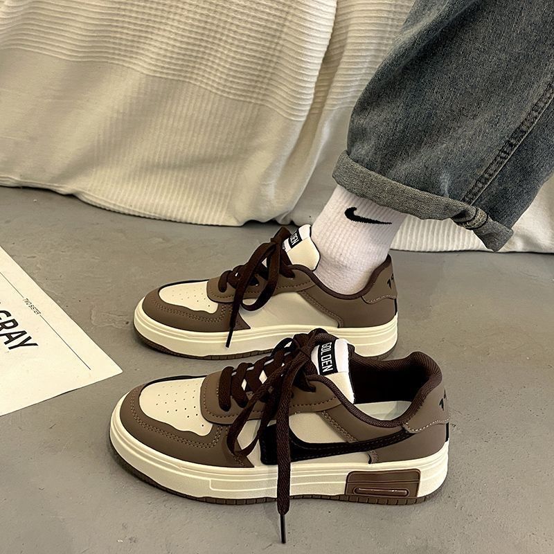 Women sneakers in urban retro style with thick sole Mune Fashion