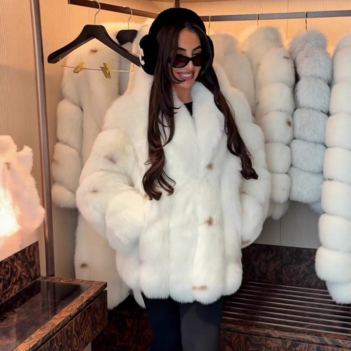 Women Short Cut Faux Fur Coat with Voluminous Teddy Effect Mune Fashion