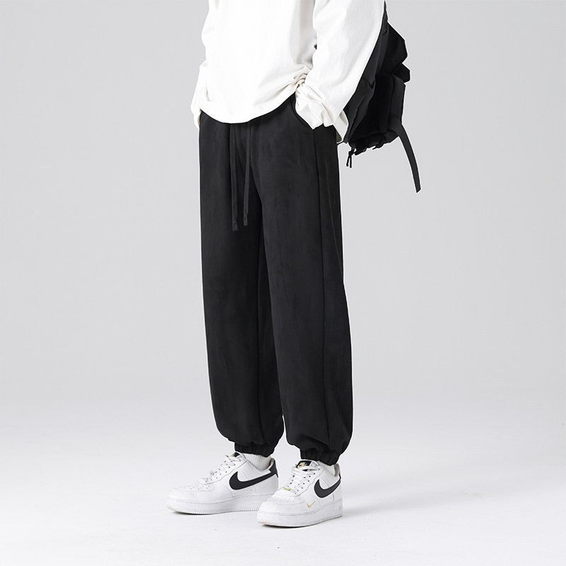 Men's joggers in a relaxed fit with a crease, drawstring, and elastic cuffs Mune Fashion