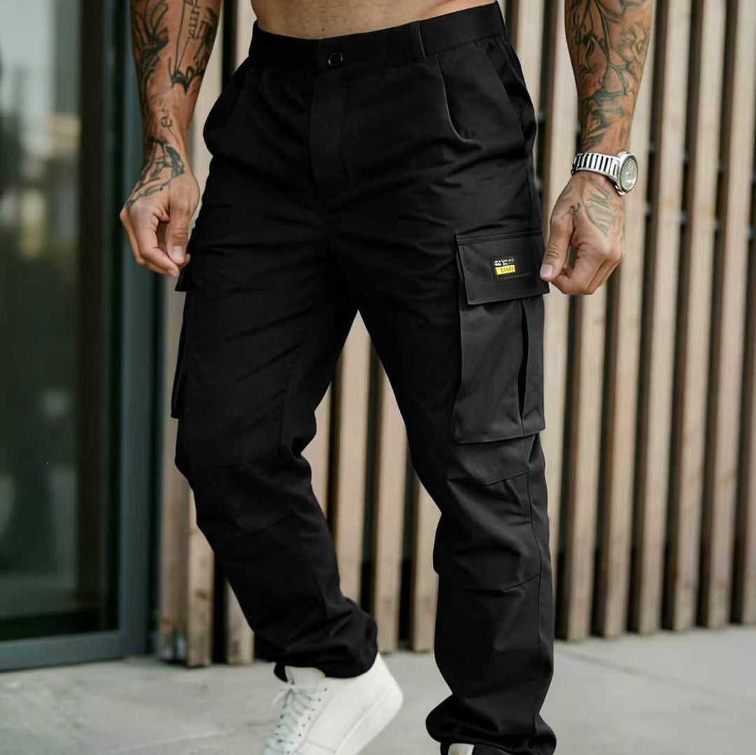 Men's cargo pants with tapered leg and multifunctional pockets Mune Fashion
