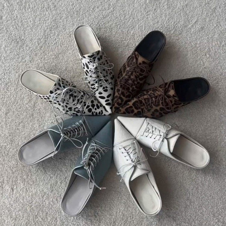 Women's pointed lace-up ballerinas in retro couture style Mune Fashion