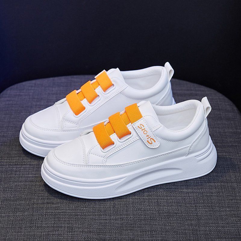 Women's sporty sneakers with innovative Velcro closure and comfortable cushioning Mune Fashion